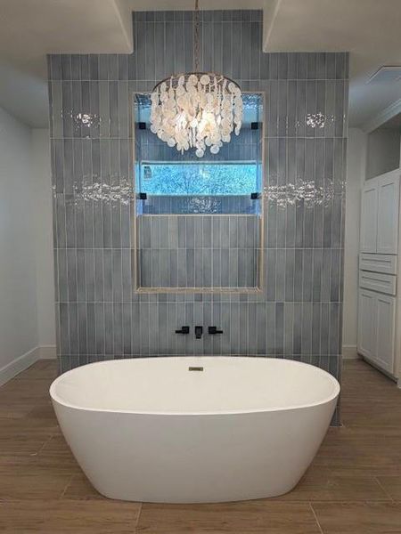 Close-up of interior finishes inside a home in , Weatherford (Image 12).