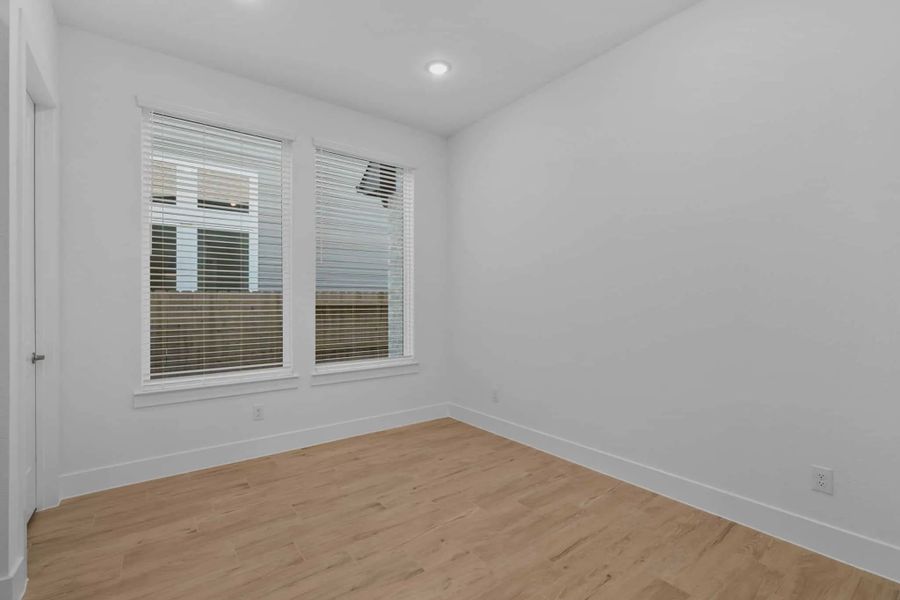Representative unfurnished interior of a home built from the Brentwood by Chesmar Homes in Fulshear Lakes, Fulshear (Image 24).
