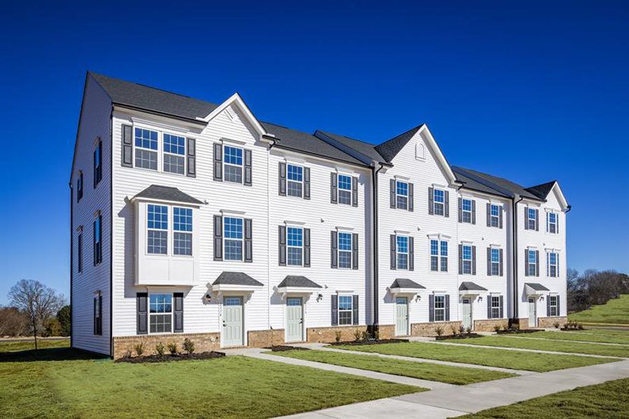 Image 14 of a home in Sunset Creek Townhomes.