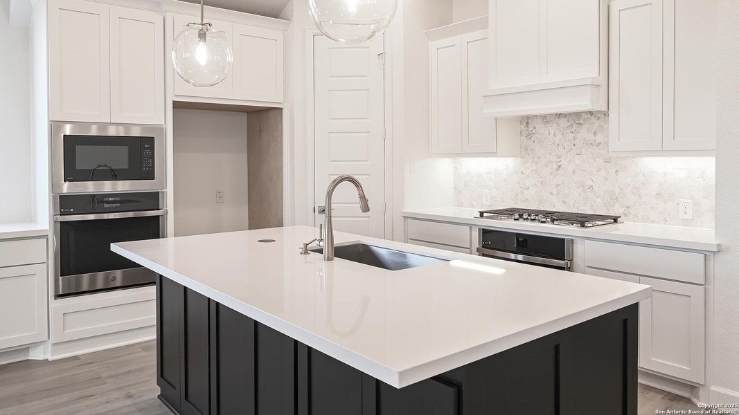 Image 22 of a home in Cibolo Valley Heights 65'.