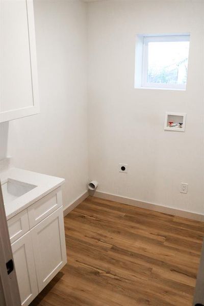 Spacious, unfurnished interior of a new home in , Midlothian (Image 13).