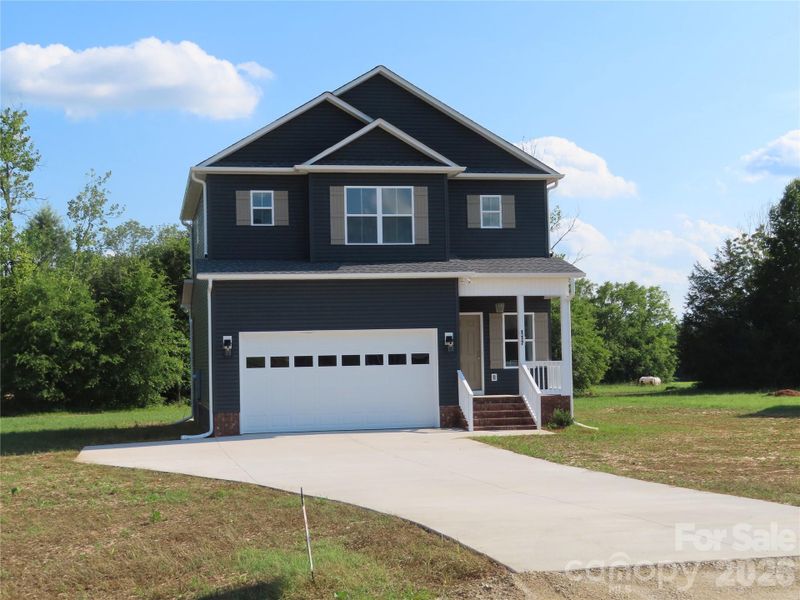 Front exterior of a new home in , Rock Hill, SC, highlighting curb appeal (Image 2). Front exterior of a new home in , Rock Hill, SC, highlighting curb appeal (Image 2).