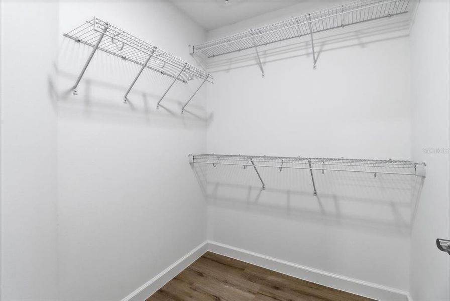 Spacious, unfurnished interior of a new home in , Weeki Wachee (Image 28).