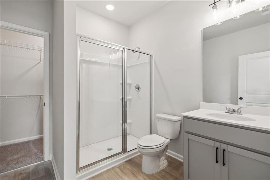 Furnished interior view inside a new home in , Cleveland (Image 6).