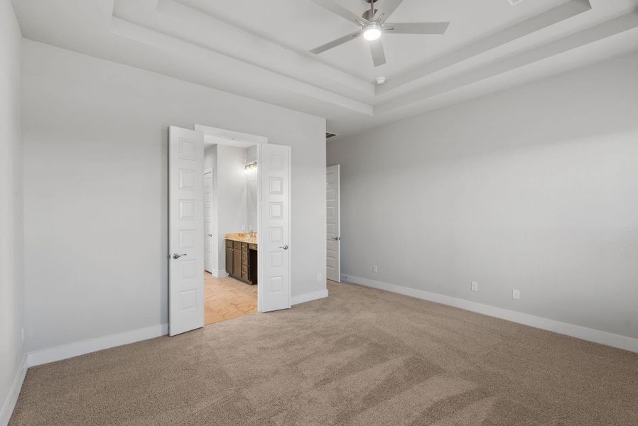 Spacious, unfurnished interior of a new home in Beacon Hill, Waller (Image 17).