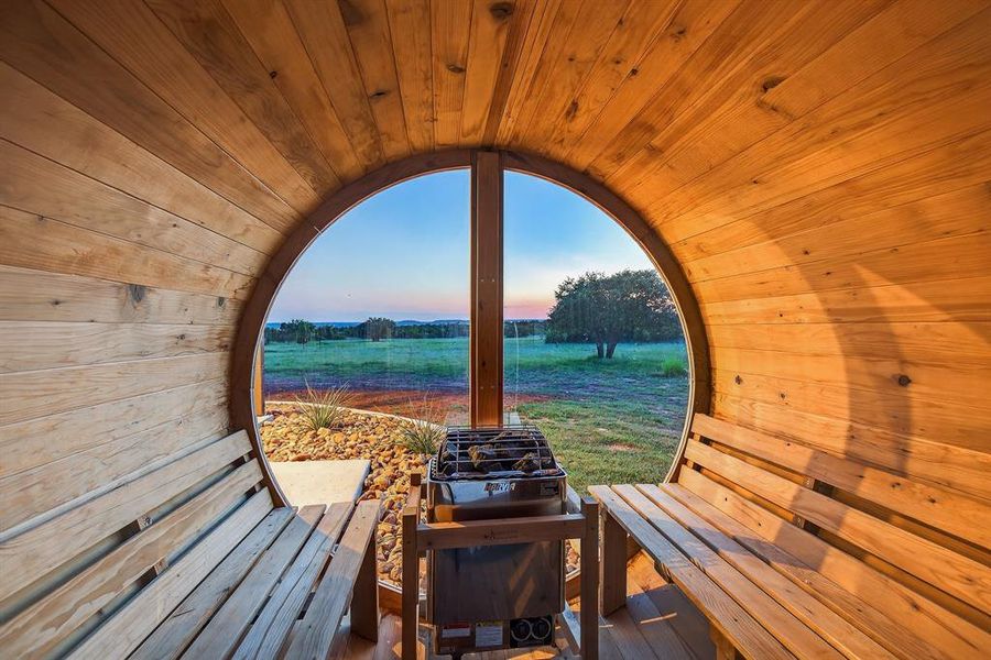 Exterior details and patio area of a home in , Glen Rose (Image 16).