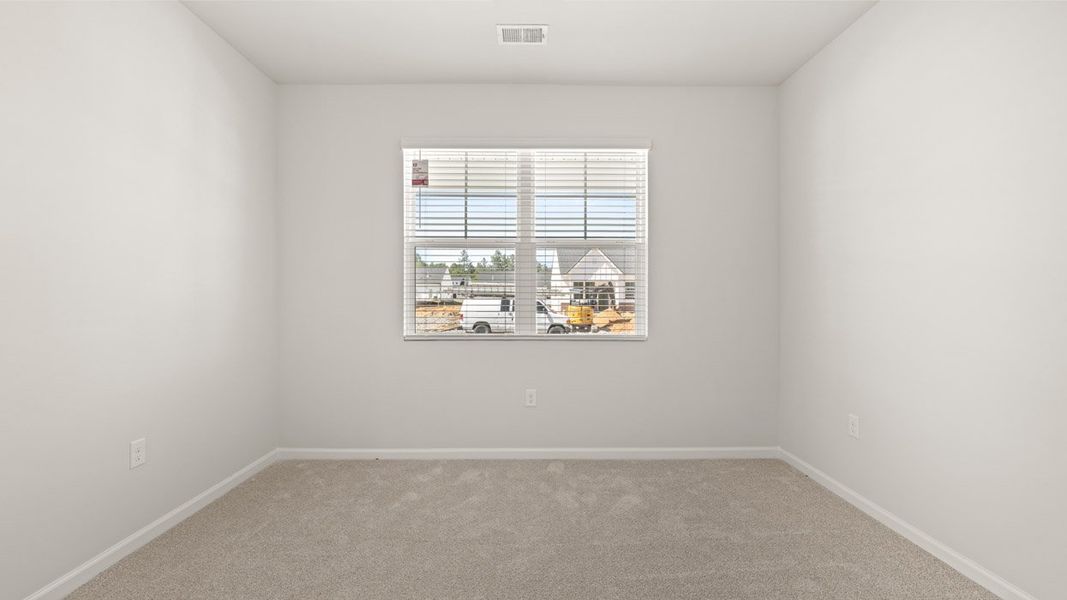 Spacious, unfurnished interior of a new home in Bellemeade Landing, Augusta (Image 14).