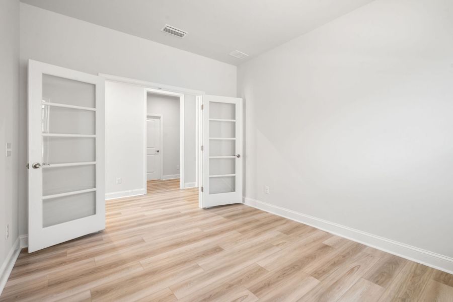 Spacious, unfurnished interior of a new home in Sun City Hilton Head, Bluffton (Image 25). Spacious, unfurnished interior of a new home in Sun City Hilton Head, Bluffton (Image 25).