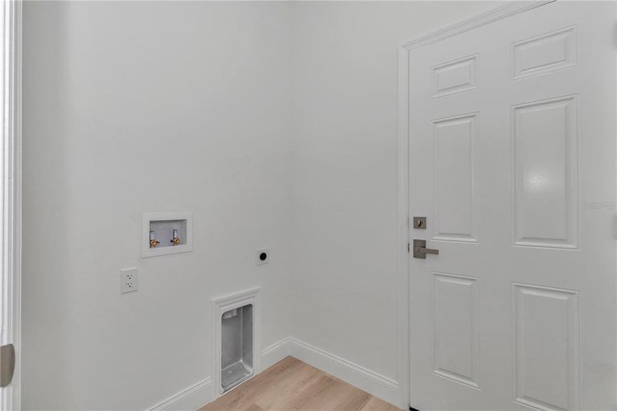 Spacious, unfurnished interior of a new home in , Citrus Springs (Image 35). Spacious, unfurnished interior of a new home in , Citrus Springs (Image 35).