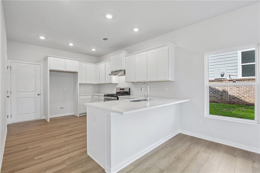 Furnished interior view inside a new home in Magnolia Trace, Flowery Branch (Image 7).