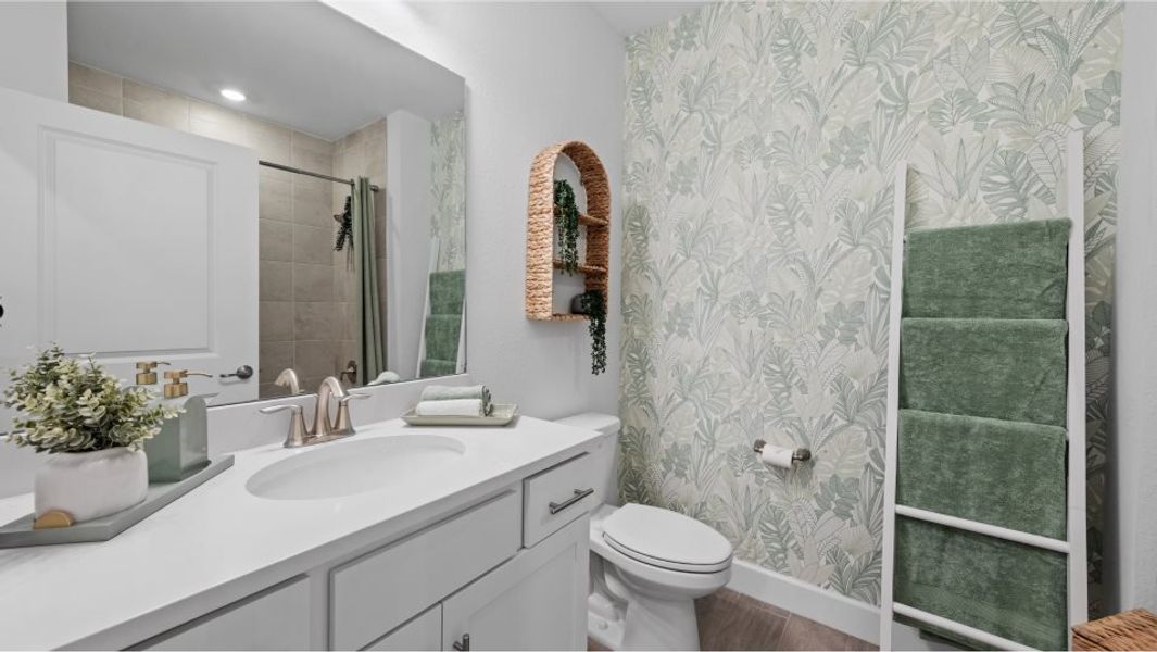 Caviano second bathroom