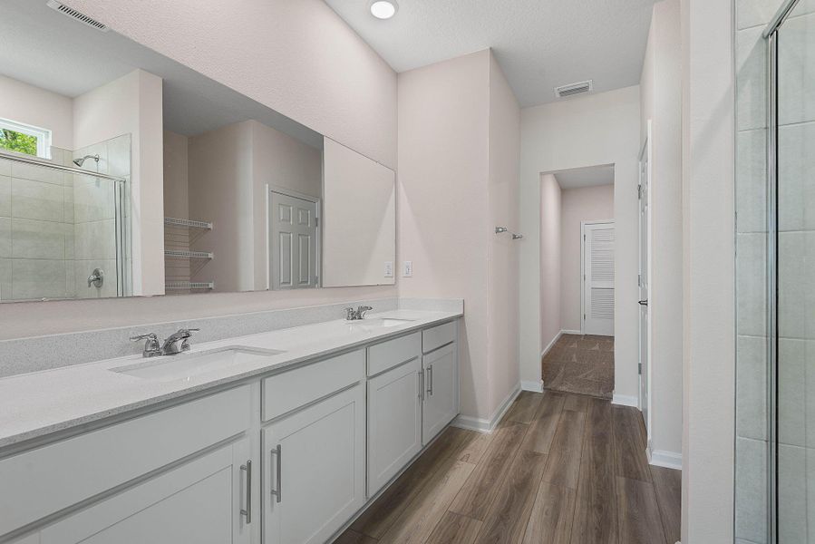 31-web-or-mls-46 Poplar-31
