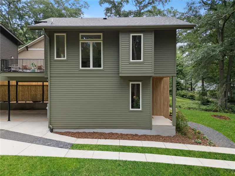 Exterior details and patio area of a home in , Decatur (Image 33).
