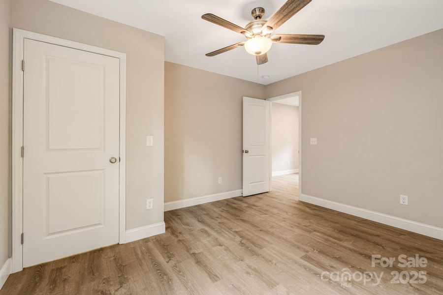 Spacious, unfurnished interior of a new home in , Asheville (Image 32).