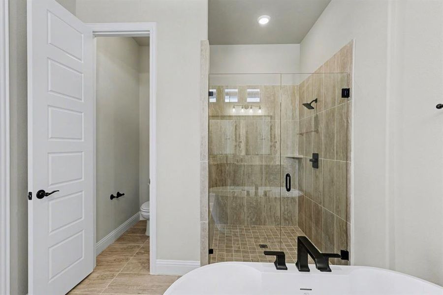 Furnished interior view inside a new home in , Prosper (Image 10).