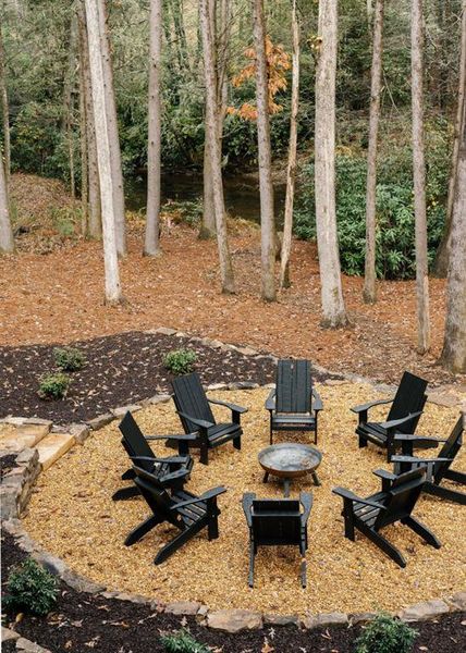 Community amenities in , Blue Ridge (Image 50).