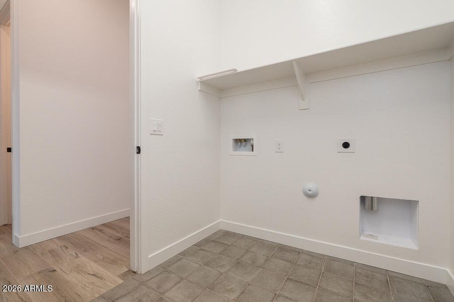 Tri Pointe Waterston Central 417 - Laund