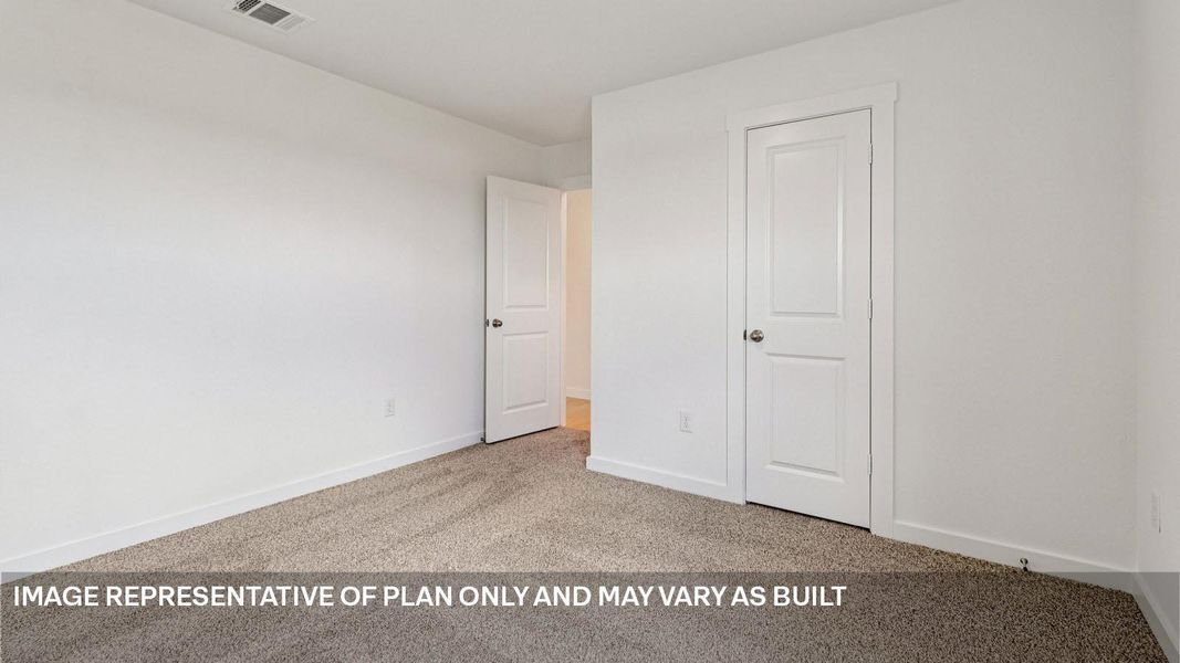 Spacious, unfurnished interior of a new home in Durango, Mustang Ridge (Image 22).