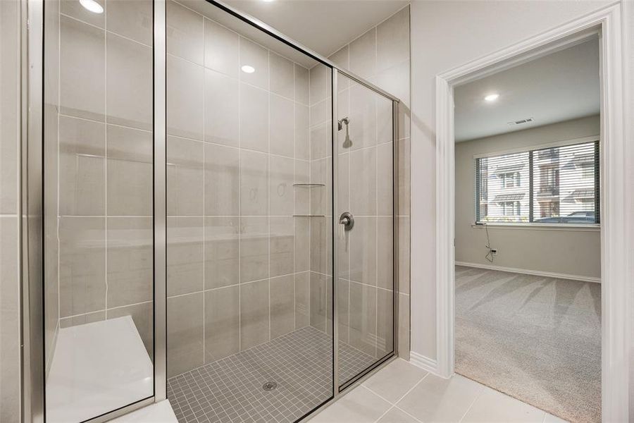 Furnished interior view inside a new home in , Frisco (Image 11).