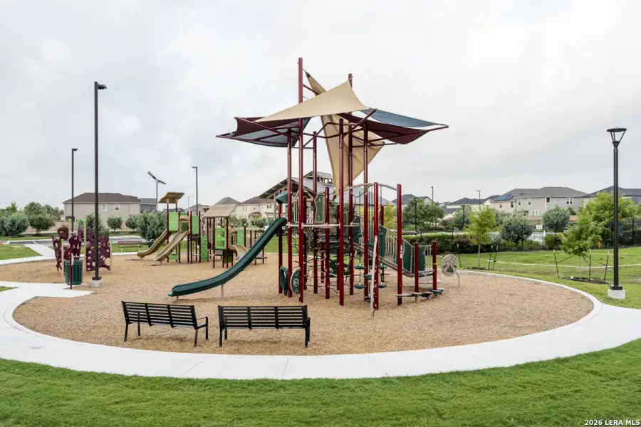 Community amenities in , San Antonio (Image 7).