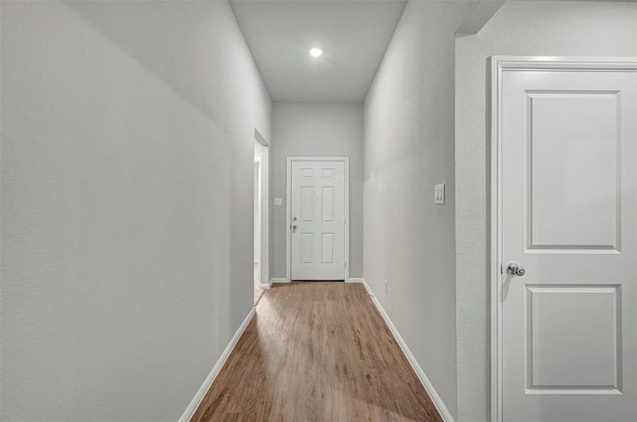 Spacious, unfurnished interior of a new home in ValleyBrooke, Mesquite (Image 36).