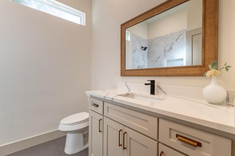 Furnished interior view inside a new home in , Fort Worth (Image 18).