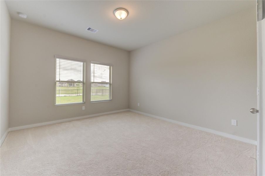 Spacious, unfurnished interior of a new home in Arabella on the Prairie, Richmond (Image 20).