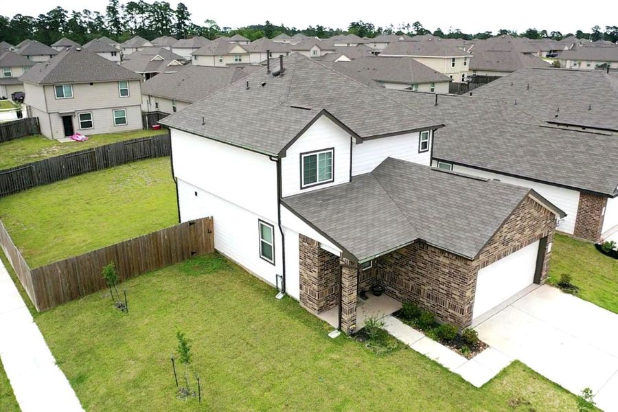 Image 21 of a home in Hunter's Creek.