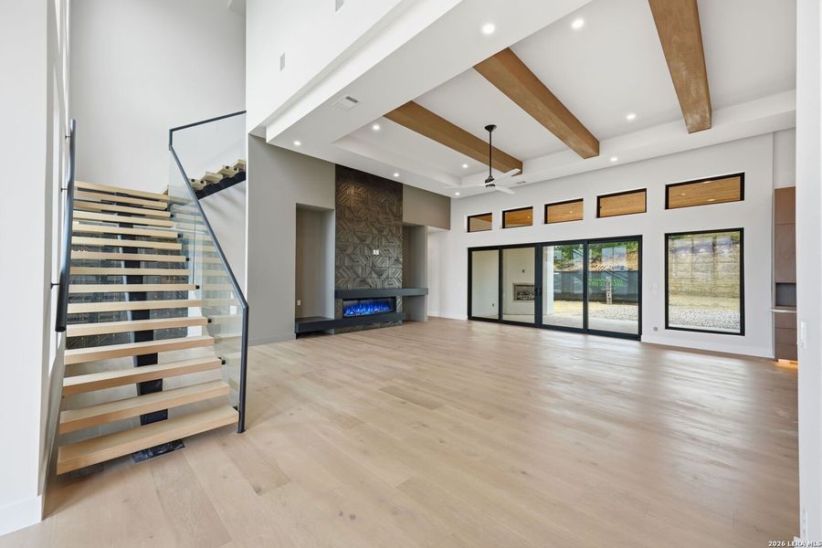 Spacious, unfurnished interior of a new home in , San Antonio (Image 44). Spacious, unfurnished interior of a new home in , San Antonio (Image 44).