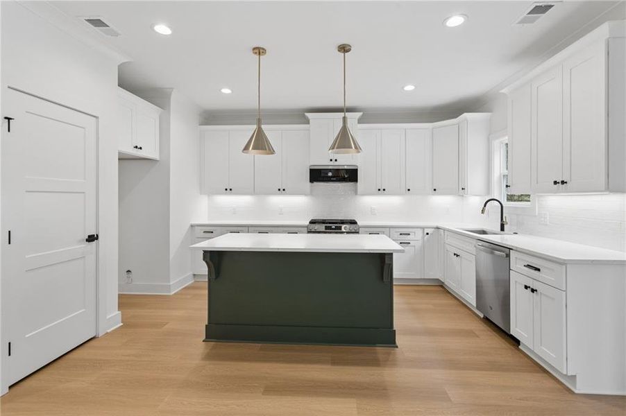 Furnished interior view inside a new home in , Smyrna (Image 5).