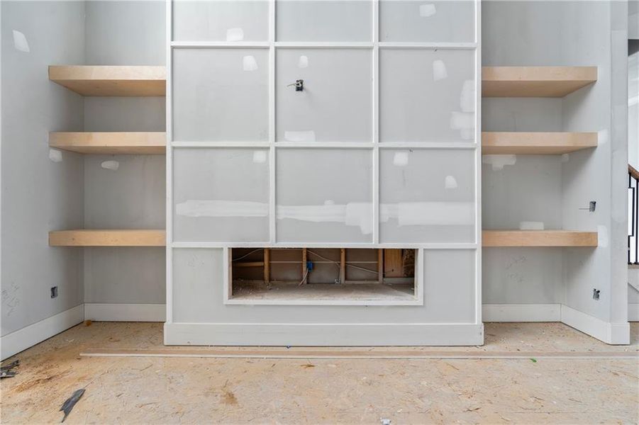 Image 98 of a home in .