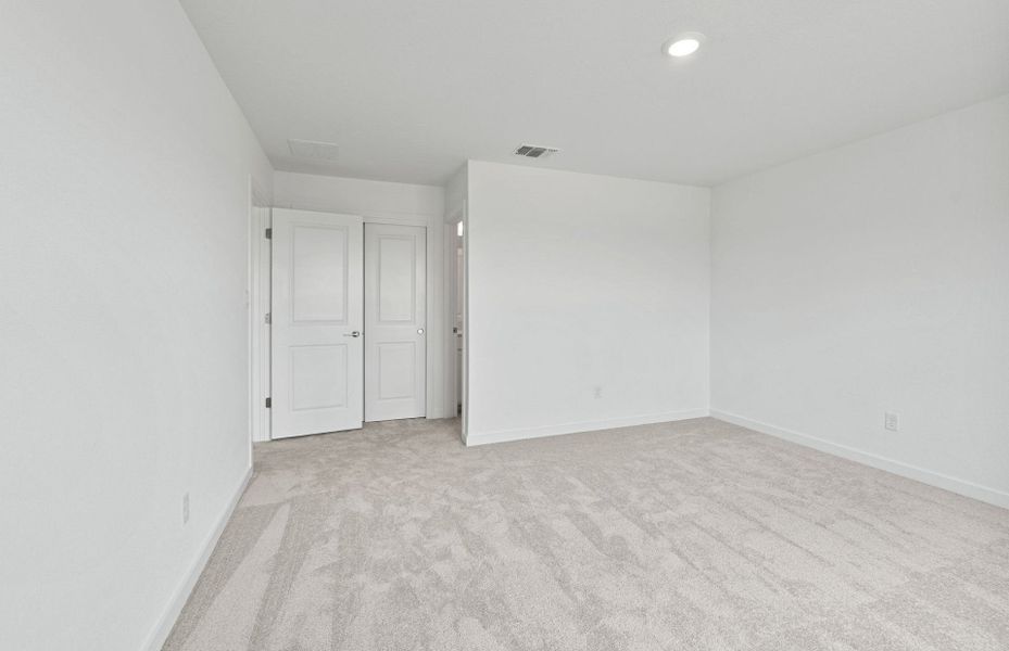 Spacious, unfurnished interior of a new home in Wolf Ranch, Georgetown (Image 17). Spacious, unfurnished interior of a new home in Wolf Ranch, Georgetown (Image 17).