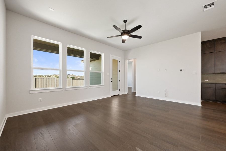 Spacious, unfurnished interior of a new home in Park Central, Georgetown (Image 22).