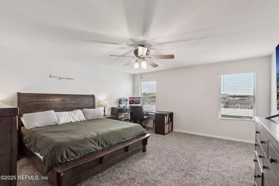 Furnished interior view inside a new home in Cross Creek Express, Green Cove Springs (Image 8).