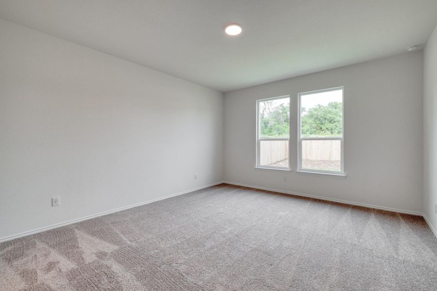 Spacious, unfurnished interior of a new home in River Bluff, Leander (Image 25). Spacious, unfurnished interior of a new home in River Bluff, Leander (Image 25).