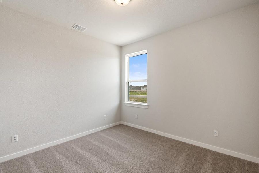 Spacious, unfurnished interior of a new home in Lariat, Liberty Hill (Image 21).