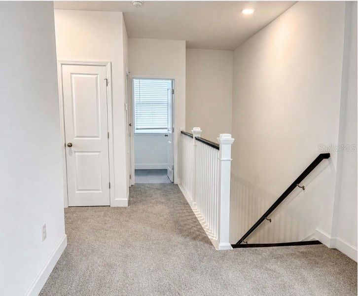 Spacious, unfurnished interior of a new home in Osprey Ranch, Winter Garden (Image 9).