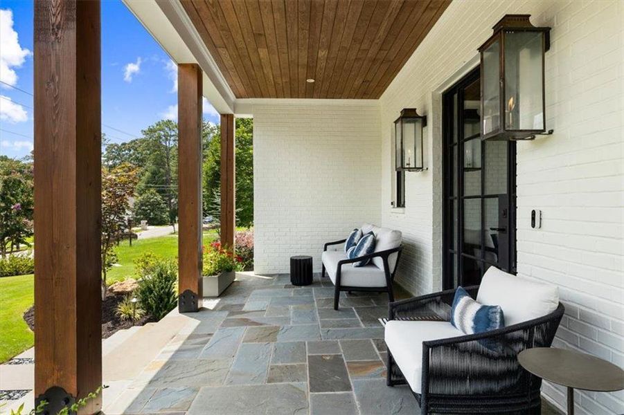 Exterior details and patio area of a home in , Roswell (Image 4).