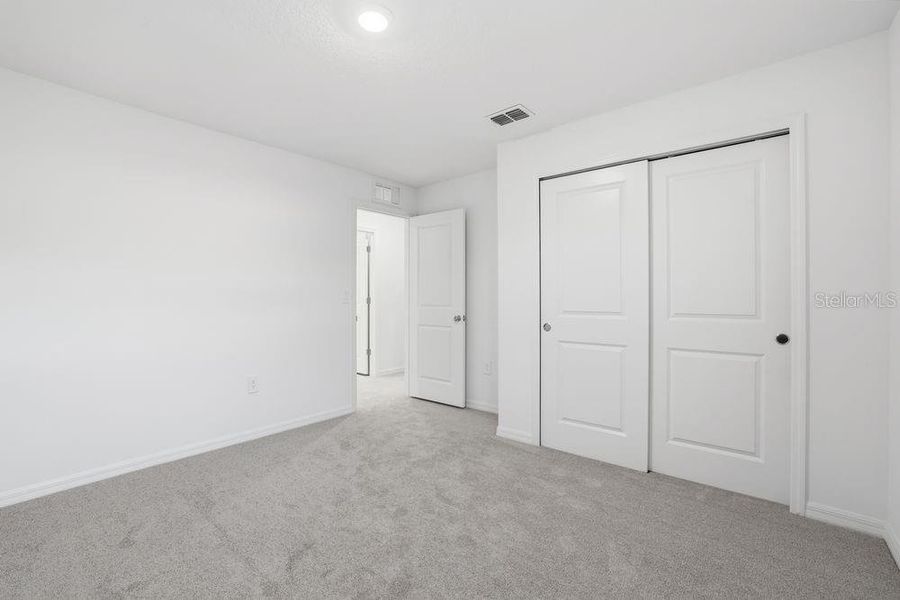 Spacious, unfurnished interior of a new home in Palm Wind, Hudson (Image 21).