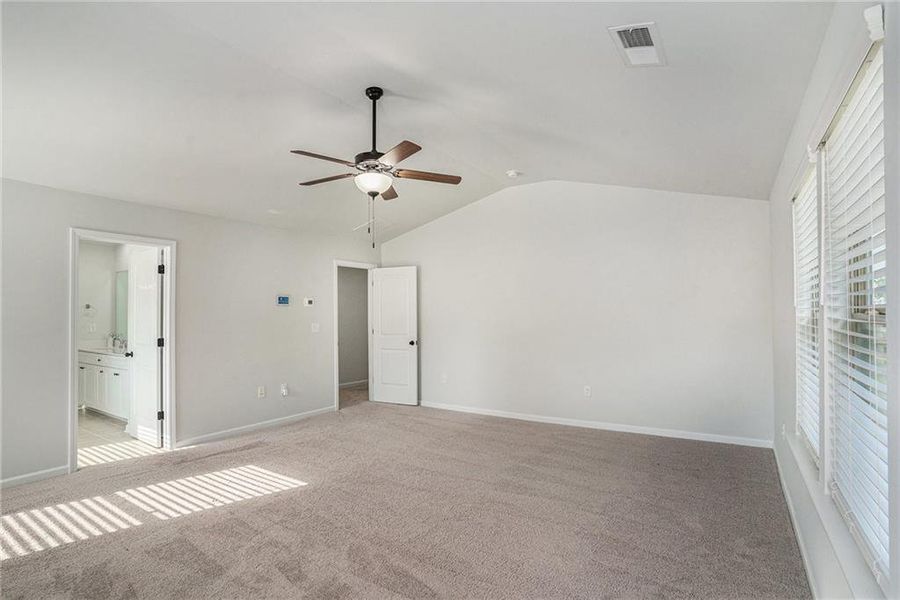Spacious, unfurnished interior of a new home in , Hampton (Image 13).