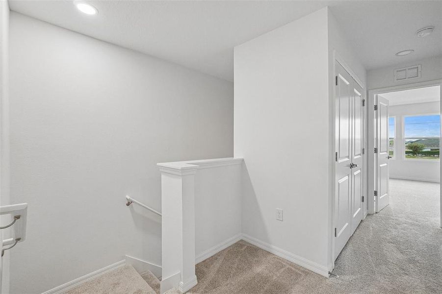 Spacious, unfurnished interior of a new home in Twin Oaks, Zephyrhills (Image 18). Spacious, unfurnished interior of a new home in Twin Oaks, Zephyrhills (Image 18).