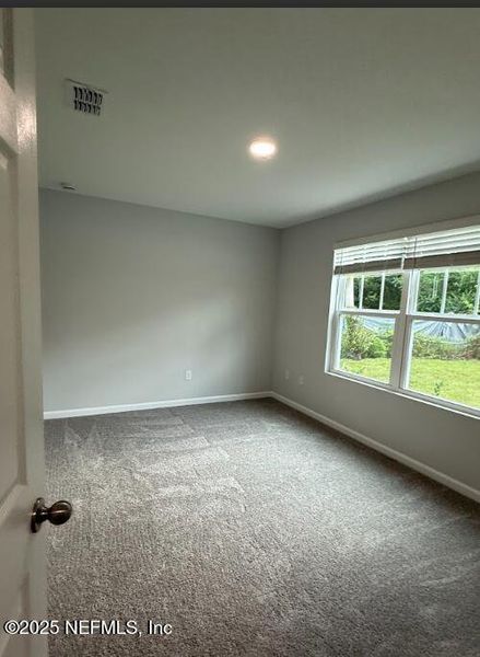 Spacious, unfurnished interior of a new home in , Jacksonville (Image 19).
