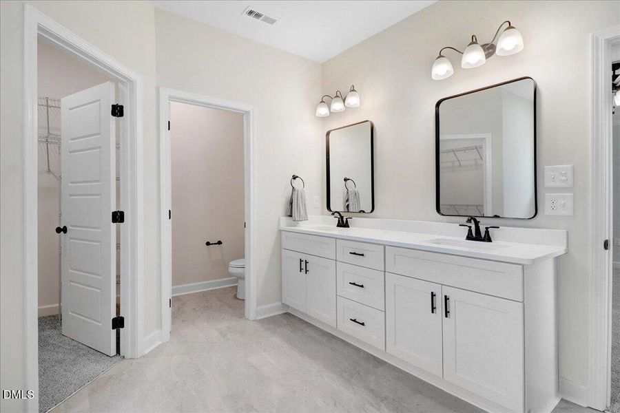 22-3725 Huntcliff Dr-22