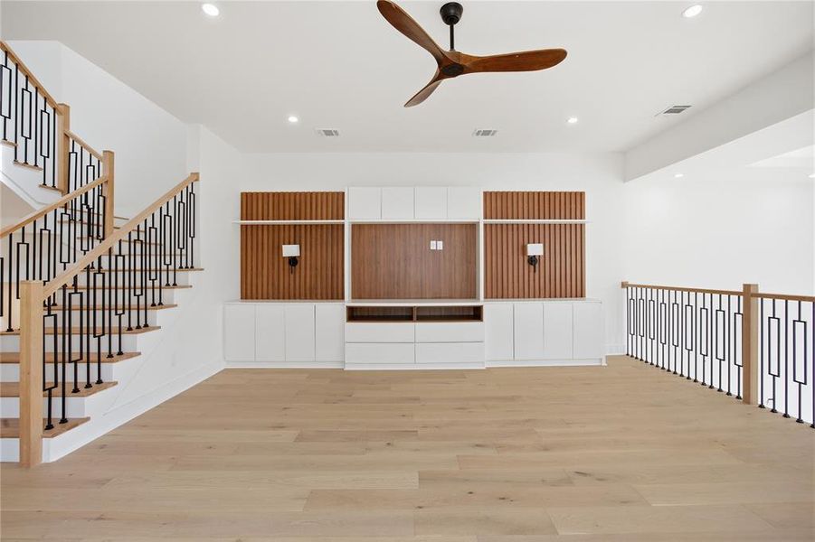 Spacious, unfurnished interior of a new home in , Dallas (Image 25).