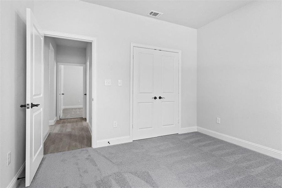 Spacious, unfurnished interior of a new home in , Dallas (Image 20).