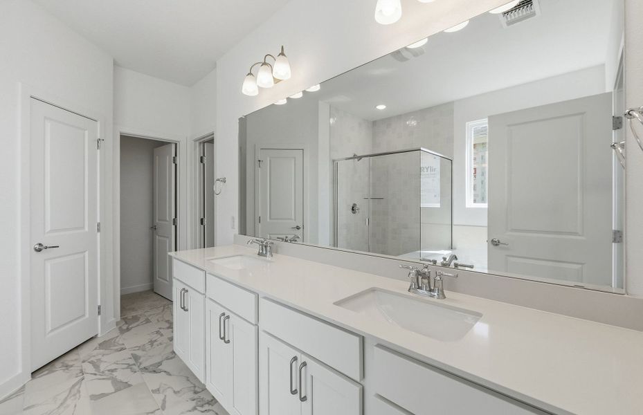 Furnished interior view inside a new home in Kuempel Farms, Pflugerville (Image 5).
