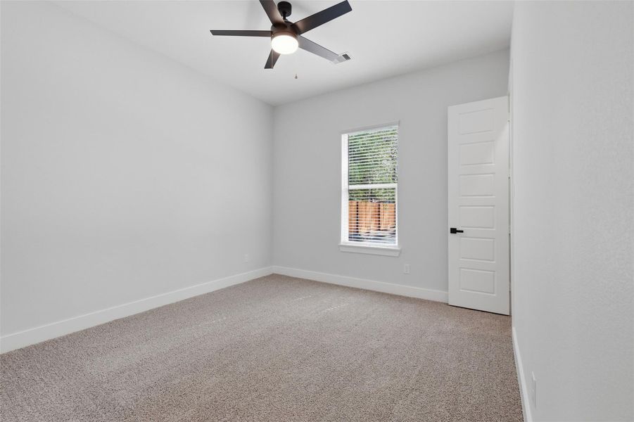 Bedroom number 2 - Rear bedroom