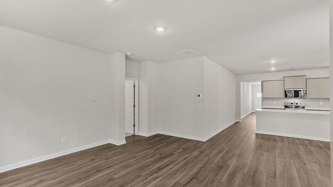 Representative unfurnished interior of a home built from the Celia by D.R. Horton in Teamon Pointe, Griffin (Image 15).
