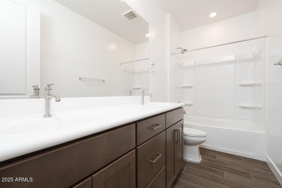 Tri Pointe Terraza 138 - Bathroom 2-1MLS Tri Pointe Terraza 138 - Bathroom 2-1MLS