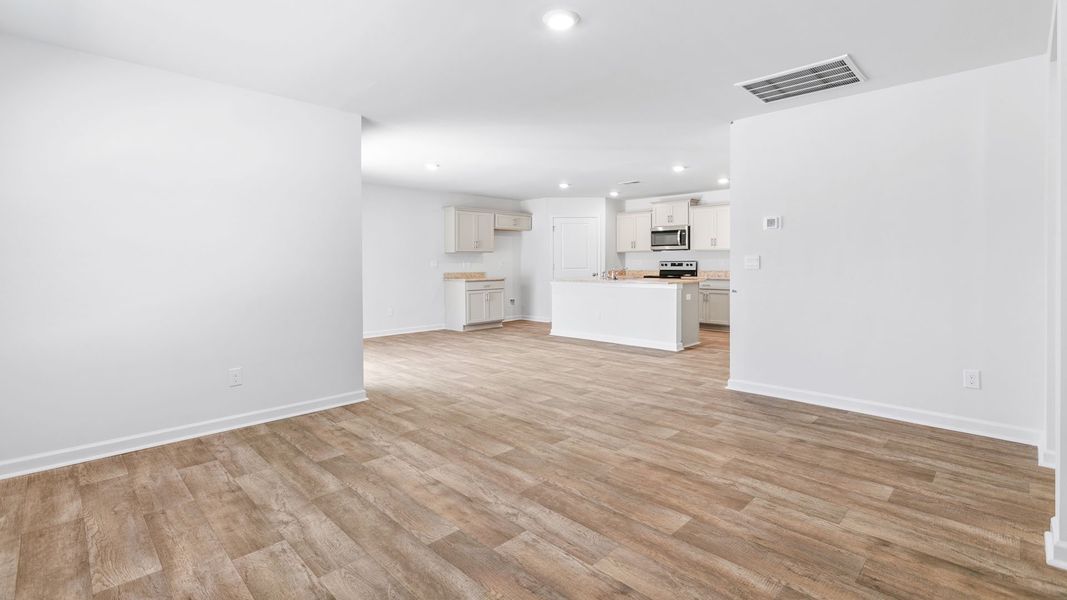 Spacious, unfurnished interior of a new home in Mount Hope Estates, Winston-Salem (Image 14).
